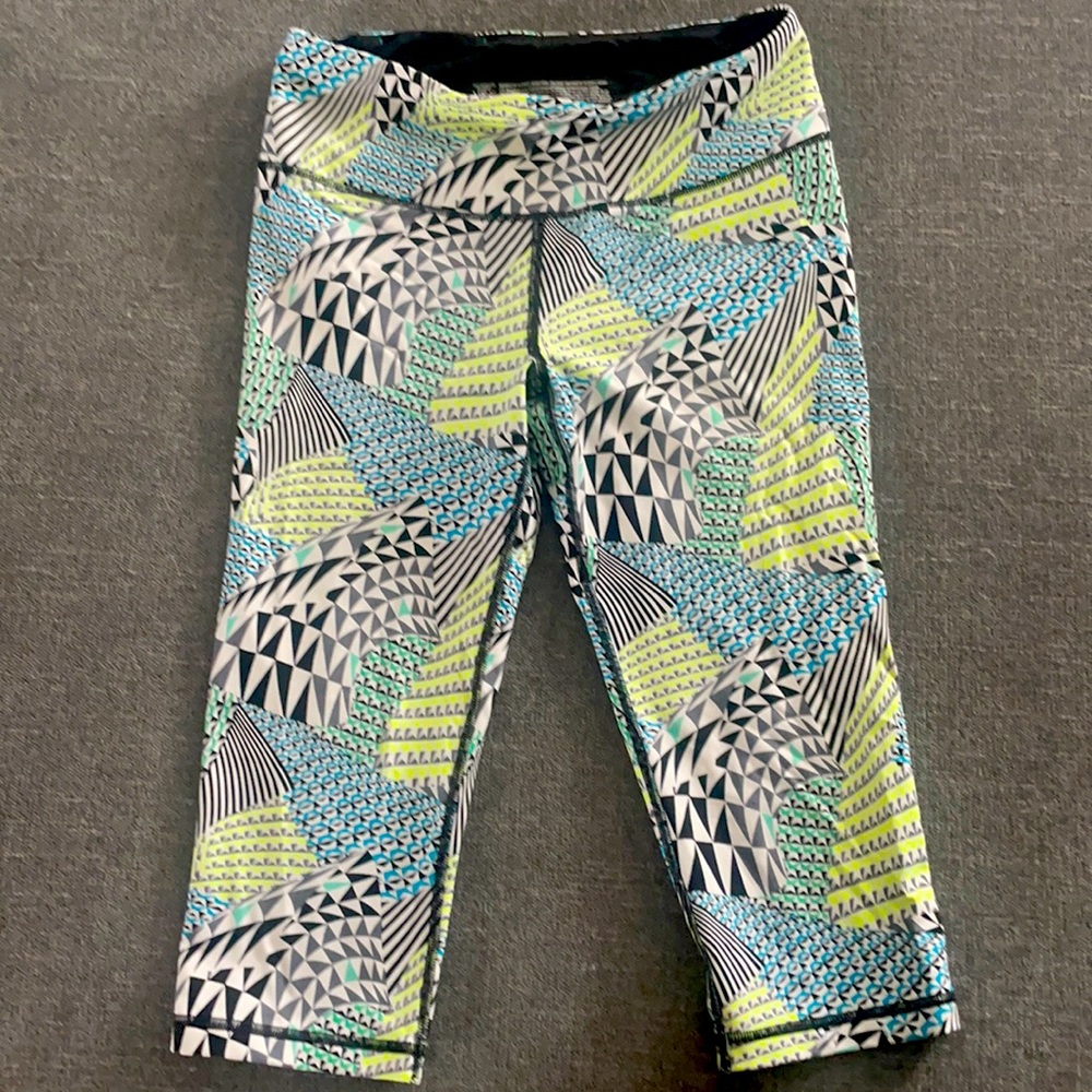 Victoria’s Secret Capri leggings.